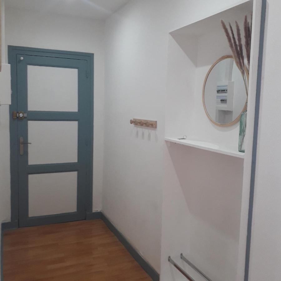 Appartement Paisible - Coeur De Ville Le Creusot Exteriör bild